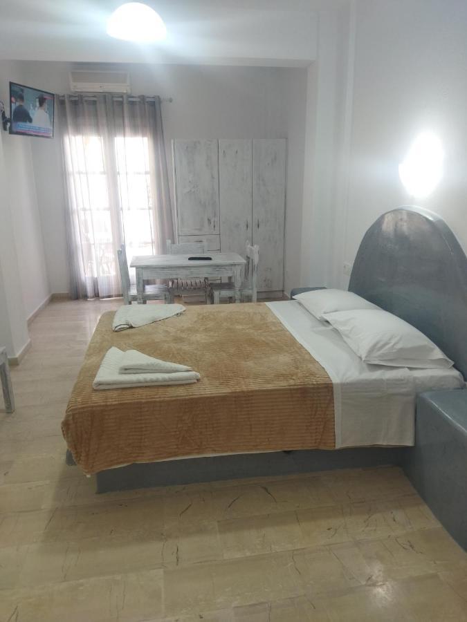 Ira Apartments Камари Экстерьер фото