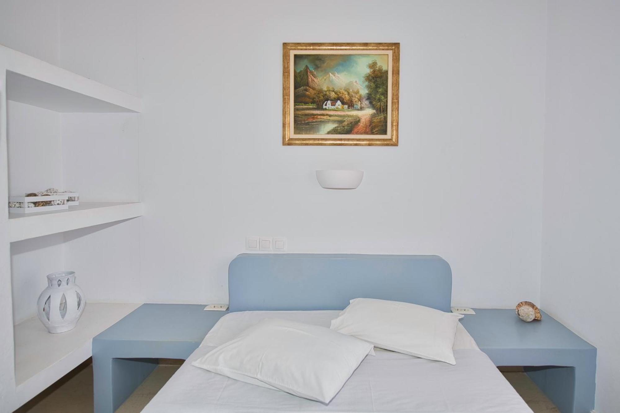 Ira Apartments Камари Экстерьер фото